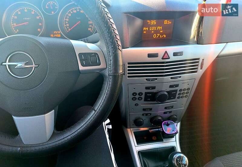 Универсал Opel Astra 2009 в Покровске