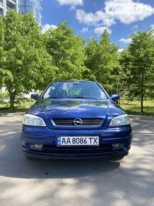 Универсал Opel Astra 2003 в Киеве