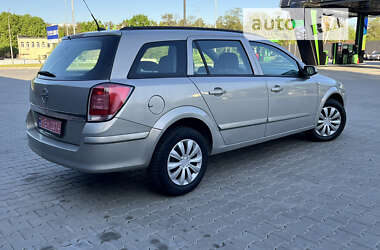 Универсал Opel Astra 2006 в Киеве