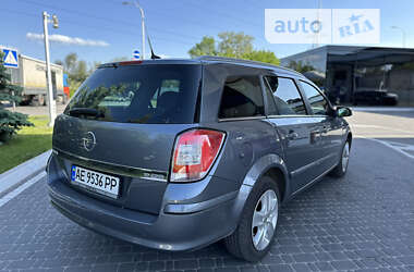 Универсал Opel Astra 2007 в Днепре