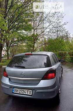Хэтчбек Opel Astra 2007 в Одессе
