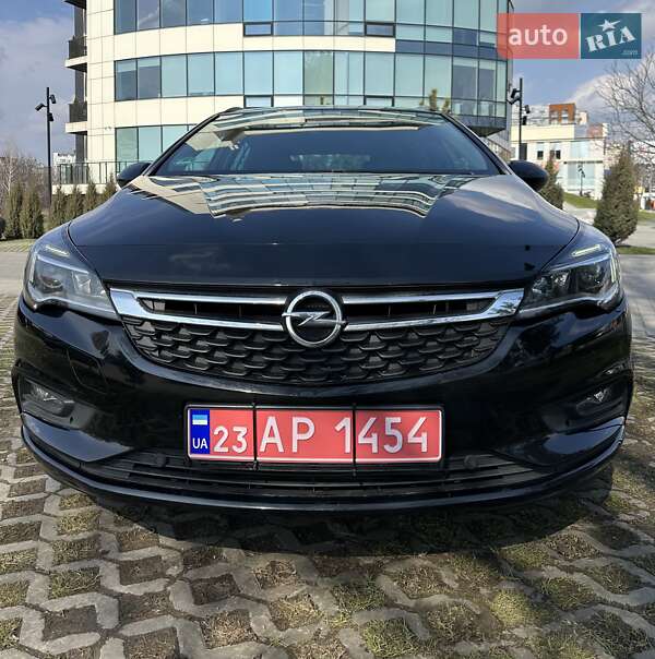 Универсал Opel Astra 2018 в Хмельницком
