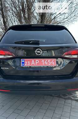 Універсал Opel Astra 2018 в Хмельницькому
