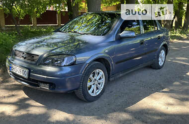 Седан Opel Astra 2006 в Подольске