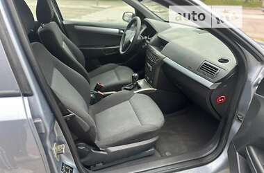 Универсал Opel Astra 2006 в Белой Церкви