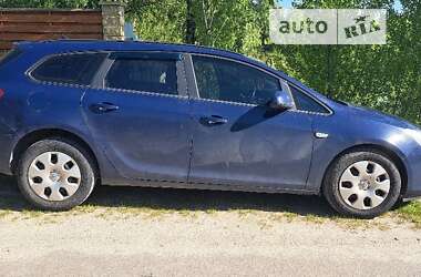 Универсал Opel Astra 2012 в Киеве