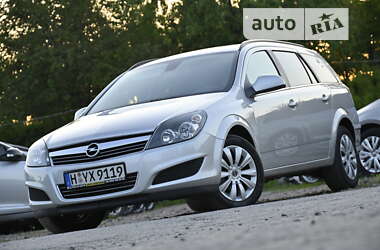 Универсал Opel Astra 2010 в Бердичеве