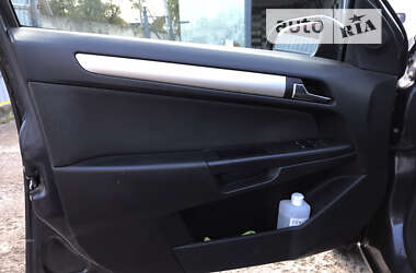 Универсал Opel Astra 2007 в 