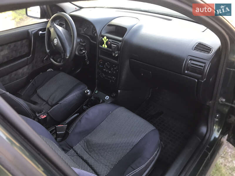 Универсал Opel Astra 1999 в Костополе