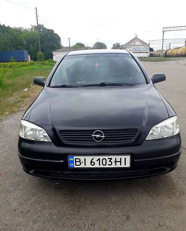 Седан Opel Astra 2008 в Лубнах