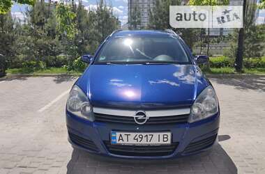 Універсал Opel Astra 2005 в Івано-Франківську