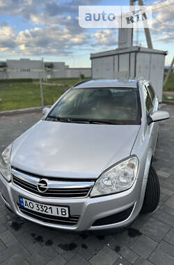 Универсал Opel Astra 2007 в Хусте