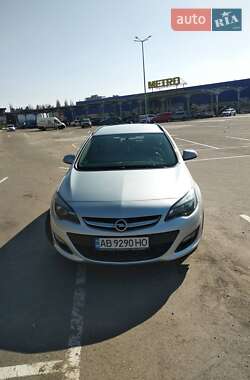 Универсал Opel Astra 2015 в 