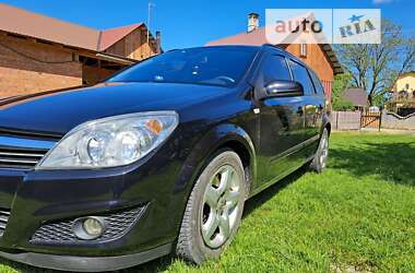 Универсал Opel Astra 2008 в Сторожинце