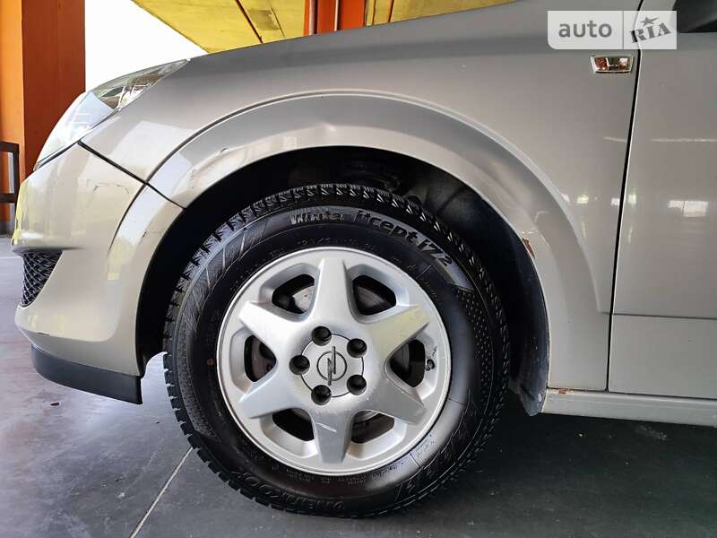 Хетчбек Opel Astra 2009 в Львові фото 10 Хетчбек Opel Astra 2009 в Львові