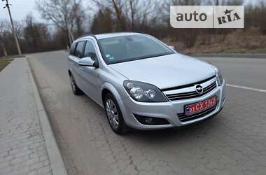 Универсал Opel Astra 2010 в Нежине