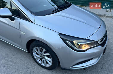 Універсал Opel Astra 2018 в Кам'янець-Подільському
