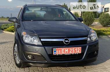 Універсал Opel Astra 2006 в Дніпрі