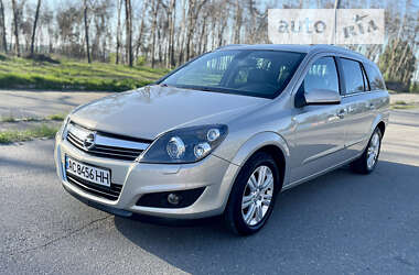 Універсал Opel Astra 2009 в Харкові