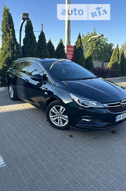 Універсал Opel Astra 2017 в Вінниці