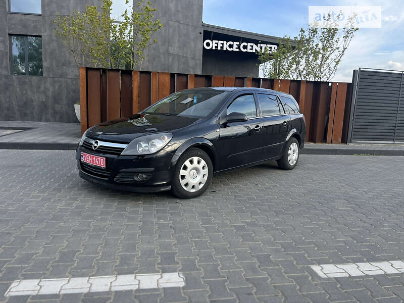 Универсал Opel Astra 2006 в Луцке