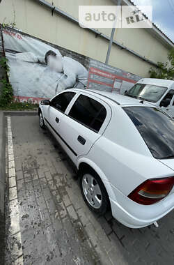 Хэтчбек Opel Astra 2000 в Киеве