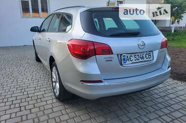 Универсал Opel Astra 2012 в Луцке