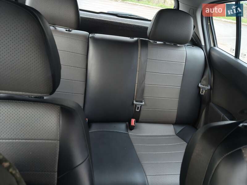 Хетчбек Opel Astra 2007 в Києві фото 7 Хетчбек Opel Astra 2007 в Києві