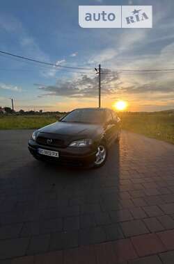 Седан Opel Astra 1999 в Новом Роздоле