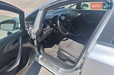 Универсал Opel Astra 2014 в 