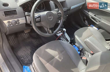 Универсал Opel Astra 2009 в 