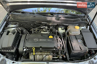 Универсал Opel Astra 2007 в 