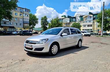 Універсал Opel Astra 2006 в Чернігові