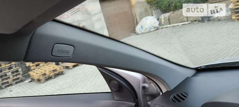 Универсал Opel Astra 2006 в Мукачево