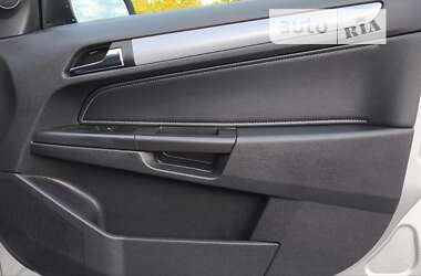 Універсал Opel Astra 2006 в 