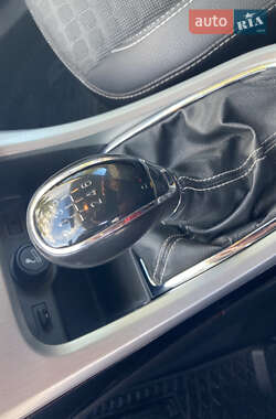 Хэтчбек Opel Astra 2013 в 