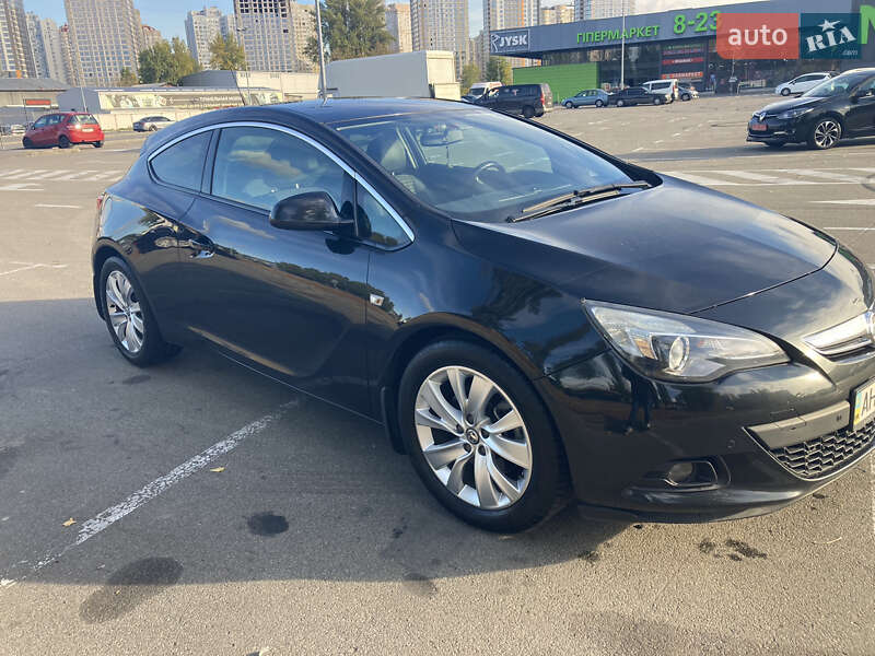 Хетчбек Opel Astra 2013 в Києві