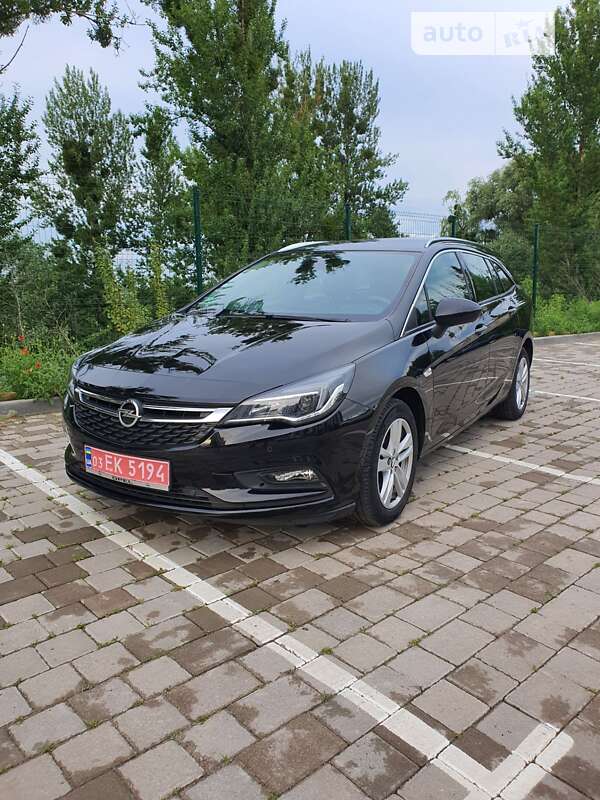 Универсал Opel Astra 2018 в Луцке