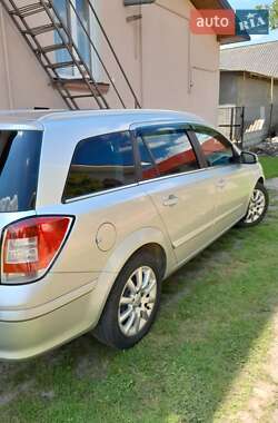 Универсал Opel Astra 2007 в 