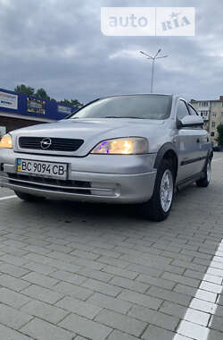 Хэтчбек Opel Astra 2002 в Калуше