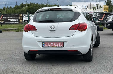 Хэтчбек Opel Astra 2010 в Львове