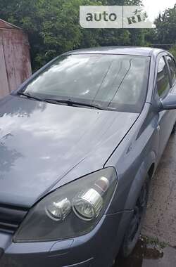 Хетчбек Opel Astra 2004 в Глухові