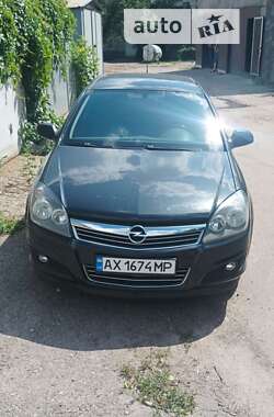 Хэтчбек Opel Astra 2012 в Харькове