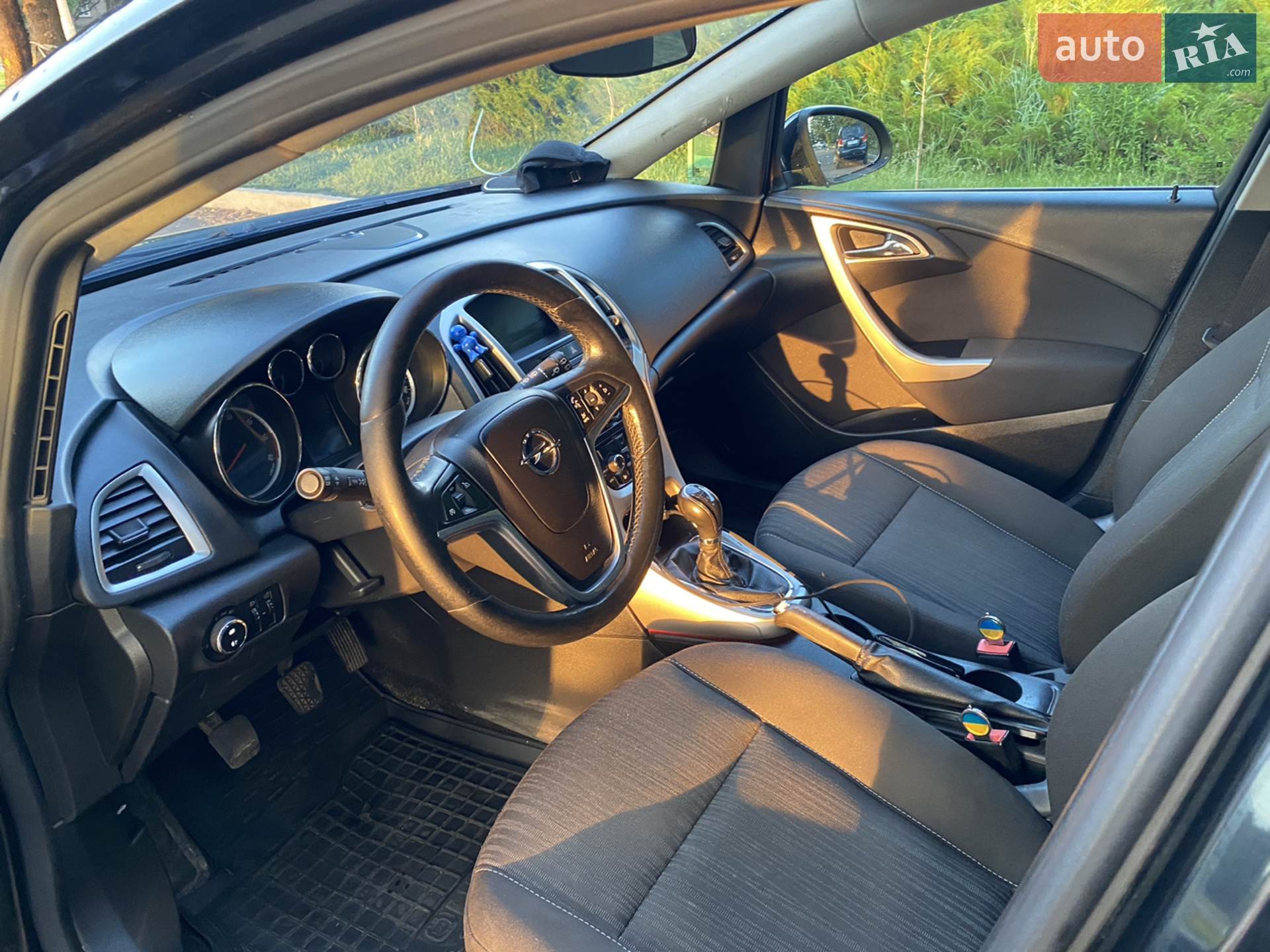 2011 Opel Astra - мініатюра 38