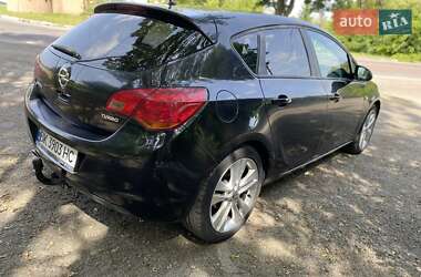 Хетчбек Opel Astra 2010 в Радивиліві