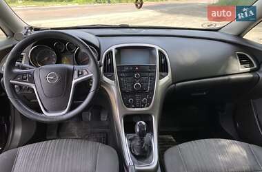 Хетчбек Opel Astra 2010 в Радивиліві