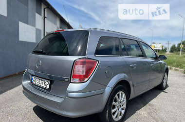 Универсал Opel Astra 2008 в Виннице