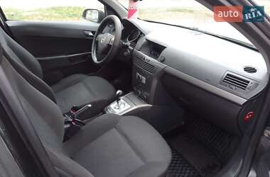 Хэтчбек Opel Astra 2005 в Полтаве