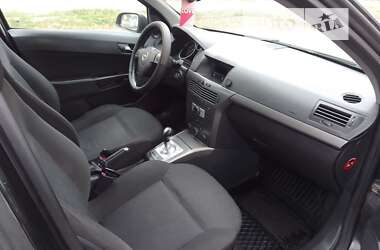 Хетчбек Opel Astra 2005 в Полтаві