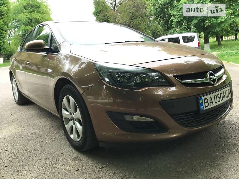 Седан Opel Astra 2016 в Знам'янці